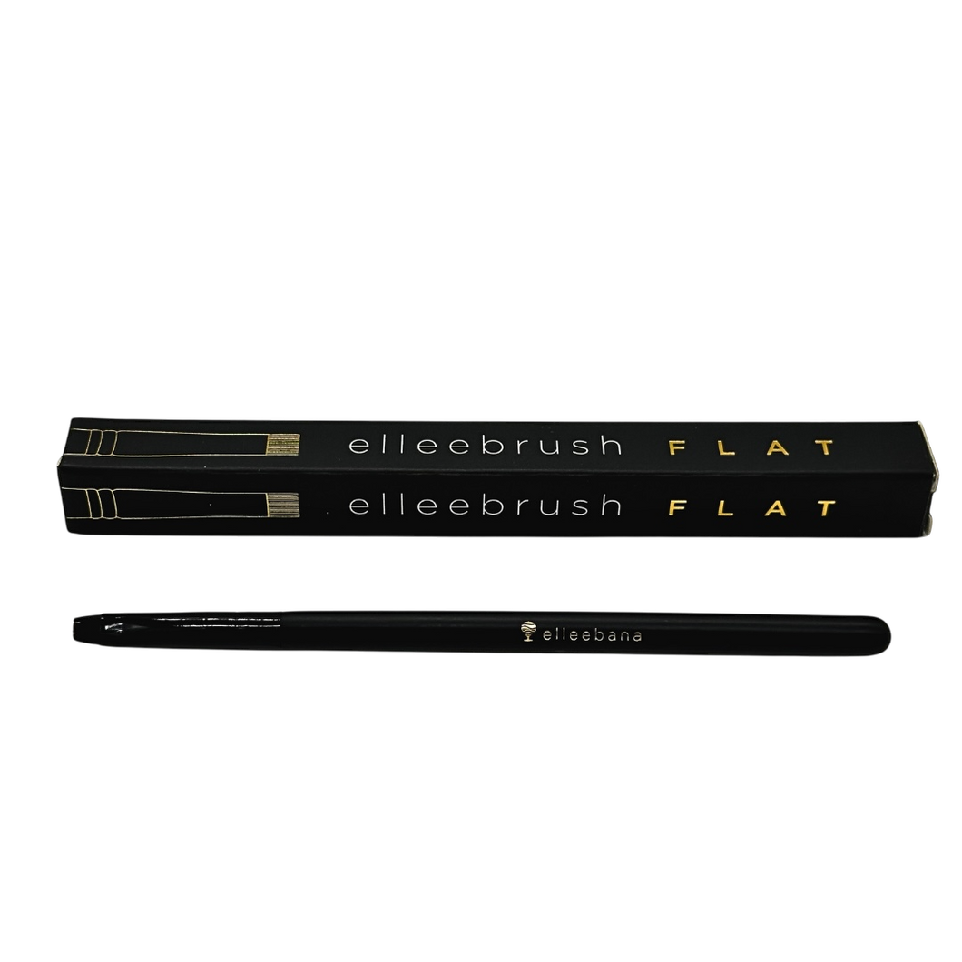 Elleebrush Flat tip by Elleebana
