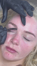 Charger et lire la vidéo dans la visionneuse de la Galerie, Elleefix Brow Styling Wax 30g
